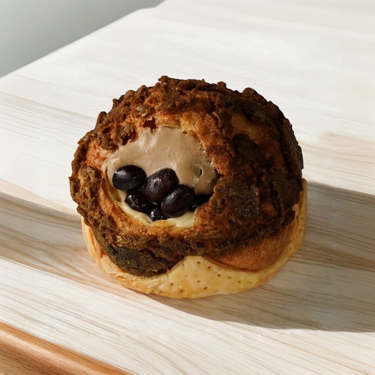 【ほうじ茶 大納言】

京都 山城地域で創業1960年の歴史がある
芳醇な香りのほうじ茶と北海道産生クリームを使用
上品な甘さの大納言は中にたっぷり

⏱11:00〜18:00(売り切れ次第終了)
〒326−0824
0284−64−7367
栃木県足利市八幡町1丁目2−11
アガタビル2F