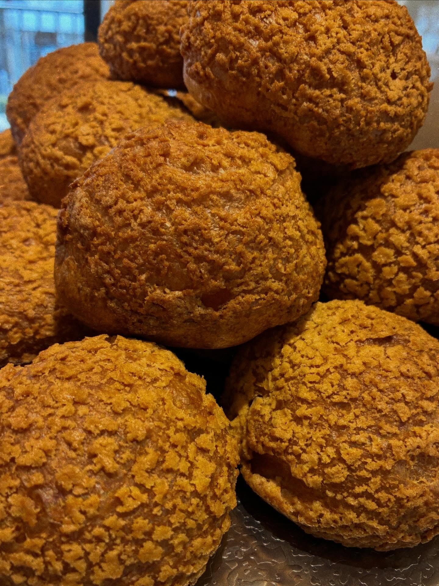 ᝰ✍︎꙳⋆2026/02/14

happy Valentine's day🤍

昨日は逆バレンタインデーでたくさんの
素敵なお客様のご来店が…😎🩵

午後には早々に売り切れのメニューも多く
ありましたので本日は万全を期して
たっぷりご用意させていただきますね️

プレゼントは是非
❝ ２つ３つ❞をご利用下さいませ